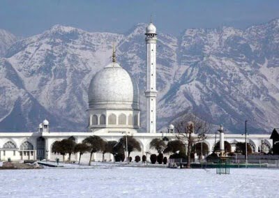 Hazratbal Shrine